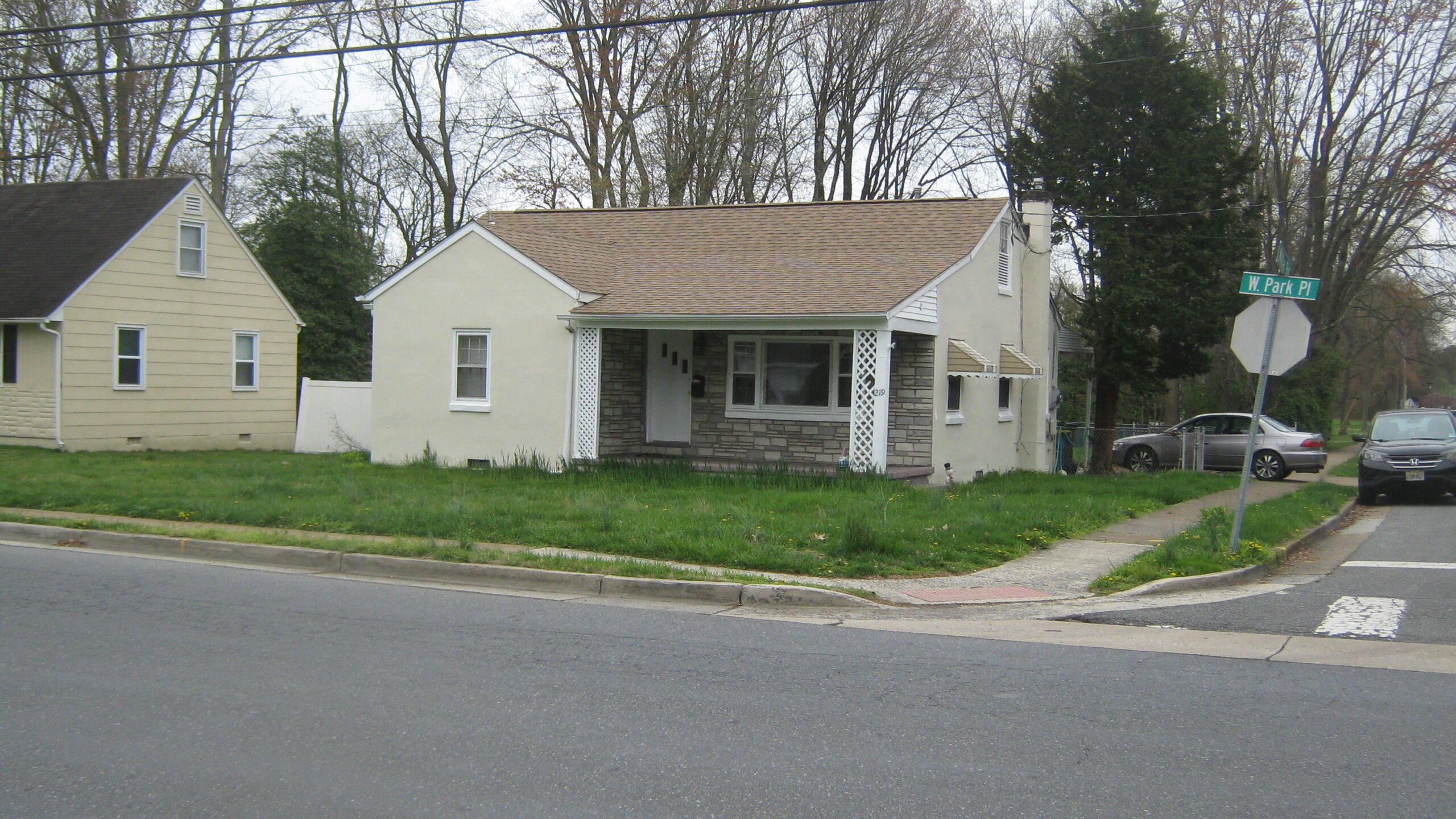 219 W Park Place